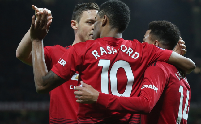 很多志愿者 很多志愿者